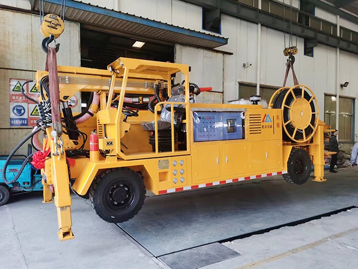 疫情防控不松懈，柴油機礦用混凝土濕式噴射車正常發(fā)貨！