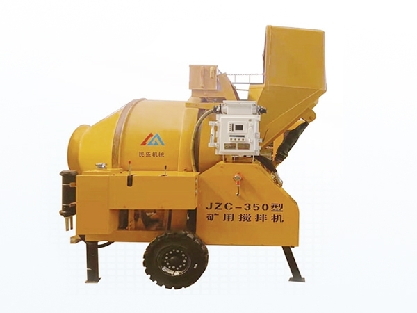 礦用濕噴臺(tái)車(chē)，礦用混凝土泵，礦用攪拌機(jī)發(fā)貨